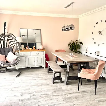 The Pink Door Homestay szállás Ennis